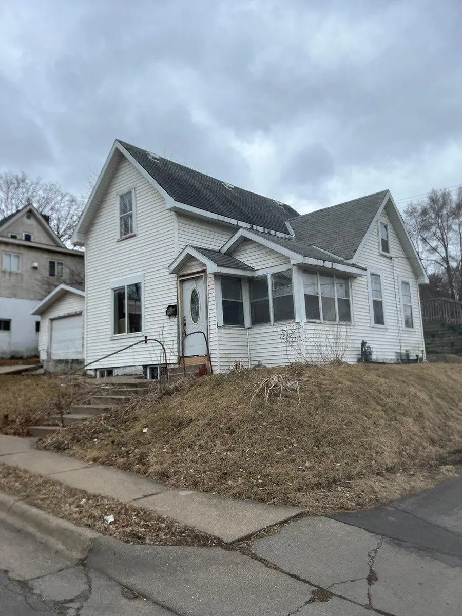 751 Woodbury Street, West Saint Paul, MN 55107 - Image #2