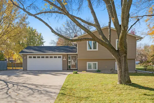 9585 Niagara Lane N, Maple Grove, MN 55369