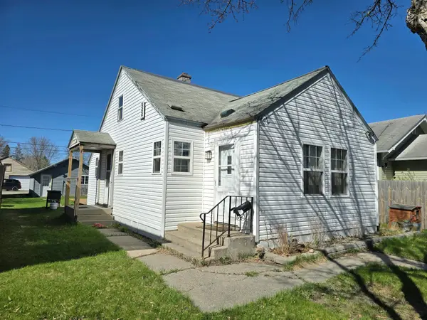 1012 9th Street, International Falls, MN 56649