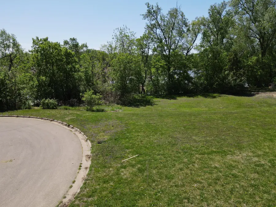 1801 Western Avenue N, Roseville, MN 55113 - Image #2