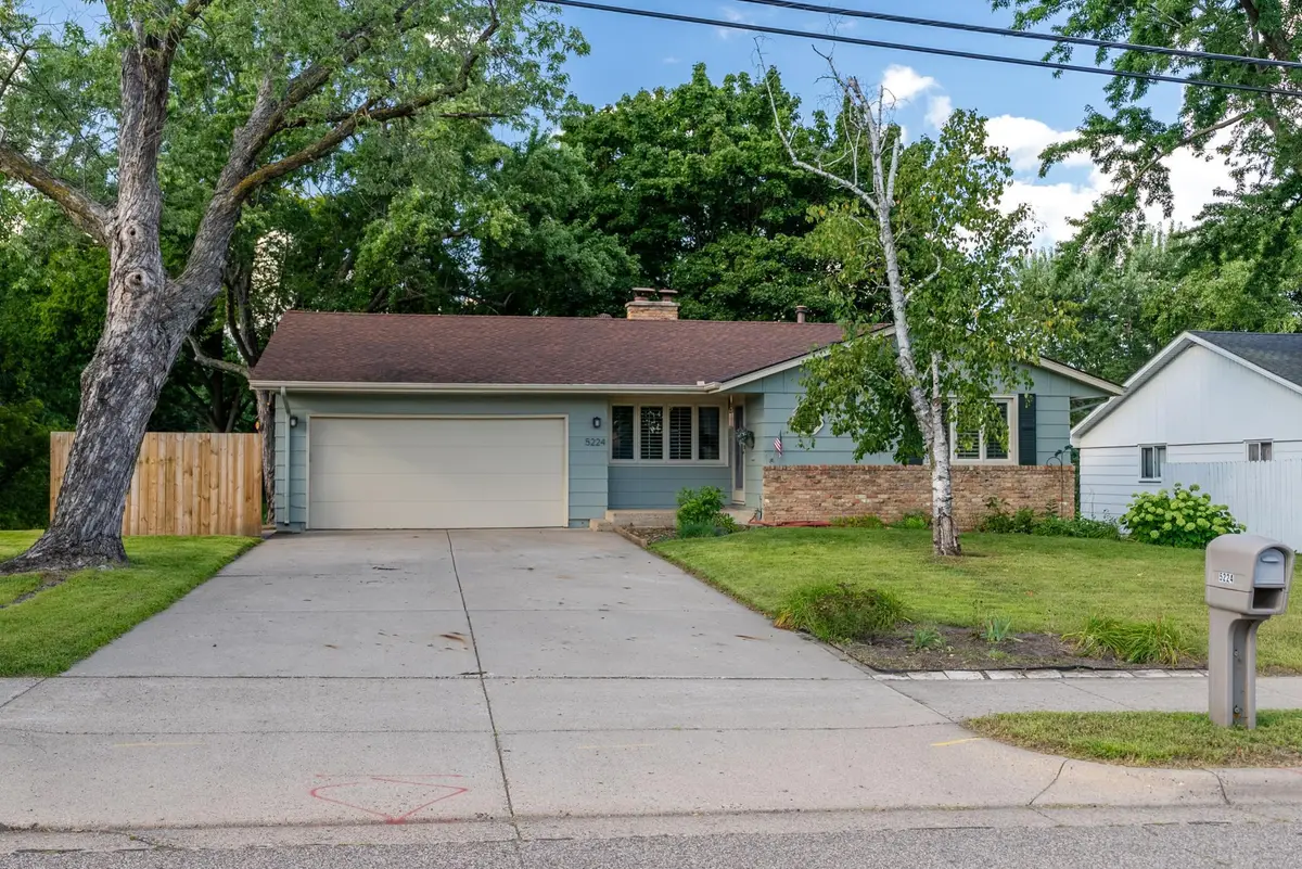 5224 W 70th Street, Minneapolis, MN 55439 - Image #1