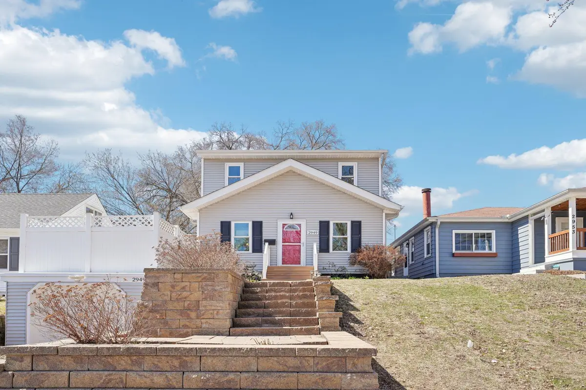 2949 Ewing Avenue N, Minneapolis, MN 55422 - Image #1