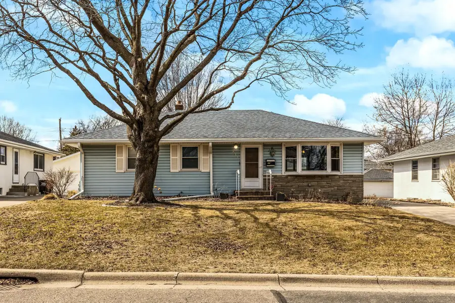 831 20th Avenue N, South Saint Paul, MN 55075 - Image #2