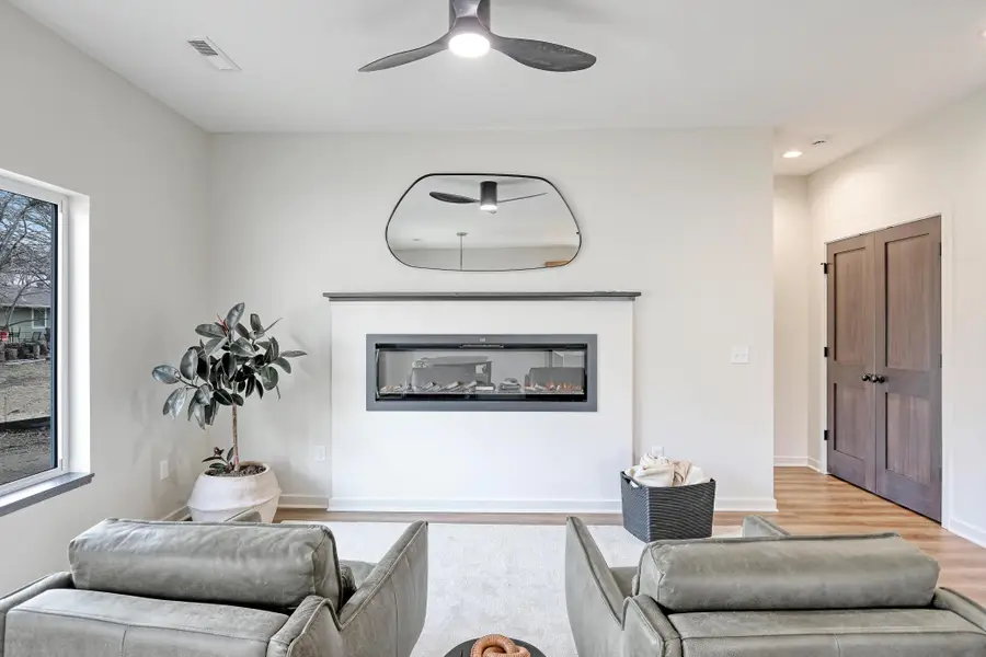 602 Freeman Avenue S, Delano, MN 55328 - Image #2