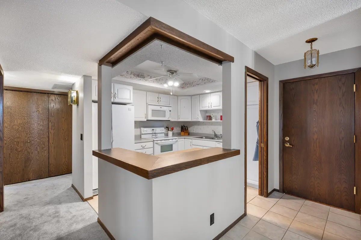 4710 58th Avenue N #219, Minneapolis, MN 55429 - Image #1