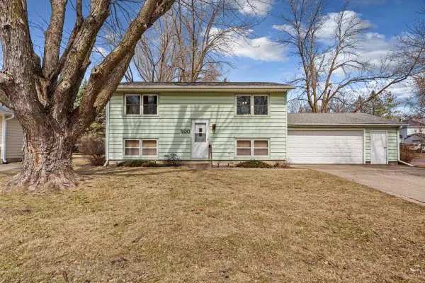 500 9th Avenue Nw, Waseca, MN 56093