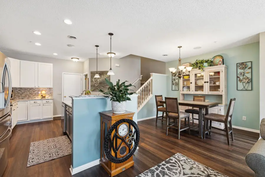 6827 Narcissus Lane N, Maple Grove, MN 55311 - Image #3