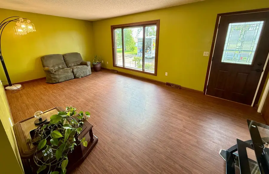 68680 470th Street, Fairfax, MN 55332 - Image #3