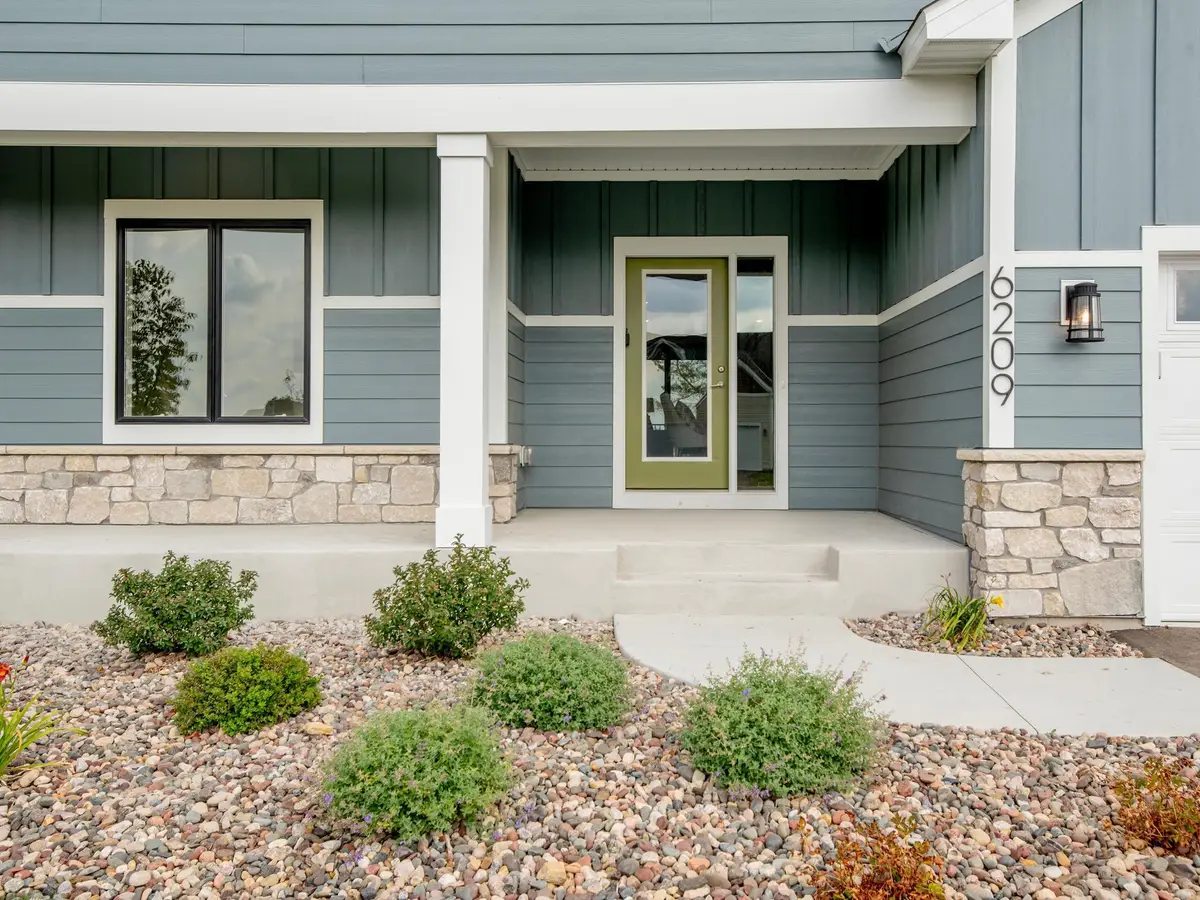 9001 62nd Street S, Cottage Grove, MN 55016 - Image #1