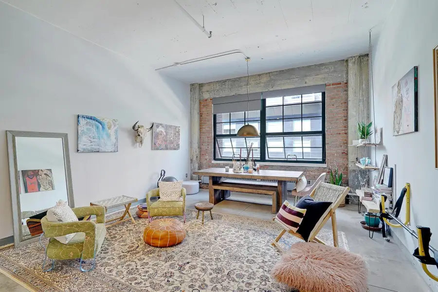 250 Park Avenue #305, Minneapolis, MN 55415 - Image #2