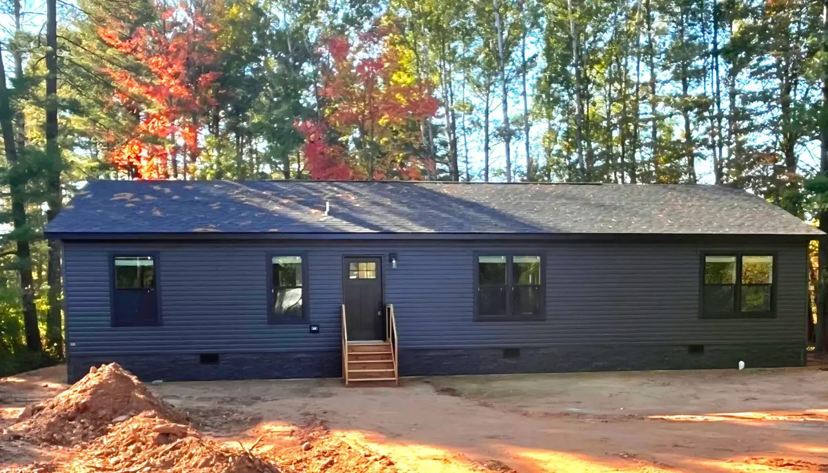 611 Pine Avenue S, Sandstone, MN 55072 - Image #1