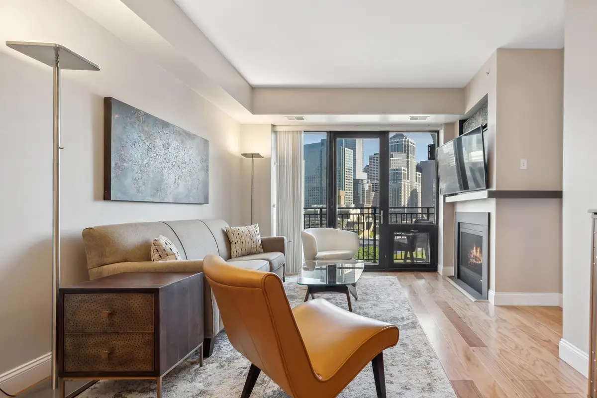 500 E Grant Street #704, Minneapolis, MN 55404 - Image #1