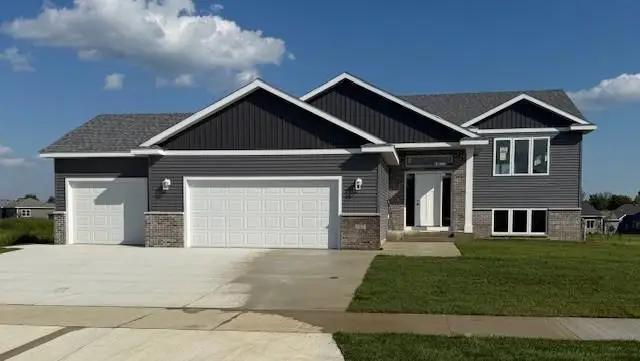 1312 18th Street Ne, Austin, MN 55912 - #1