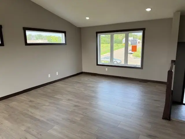1312 18th Street Ne, Austin, MN 55912 - #3