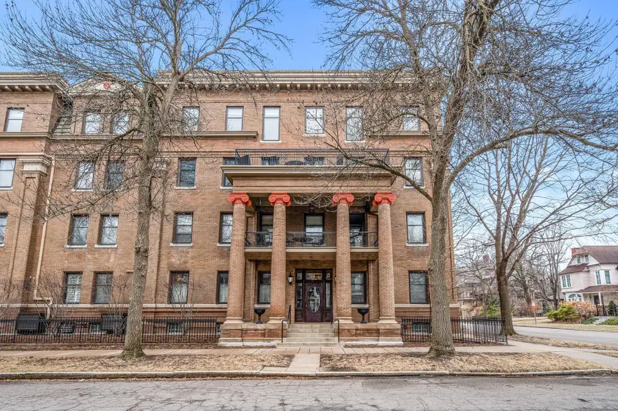 438 Portland Avenue #7, Saint Paul, MN 55102 - Image #2