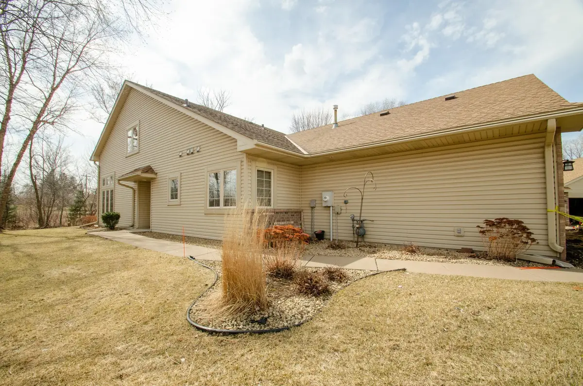 2975 Caroline Court, Saint Paul, MN 55117 - Image #1