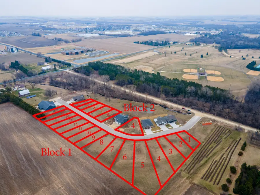 711 Kodiak Drive Nw, Stewartville, MN 55976 - Image #2