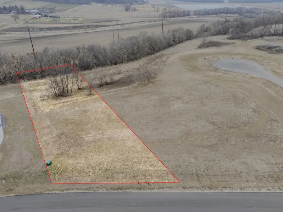 914 8th Street Sw, Pine Island, MN 55963 - #3