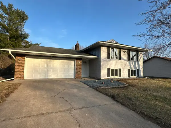 8341 Isle Avenue S, Cottage Grove, MN 55016