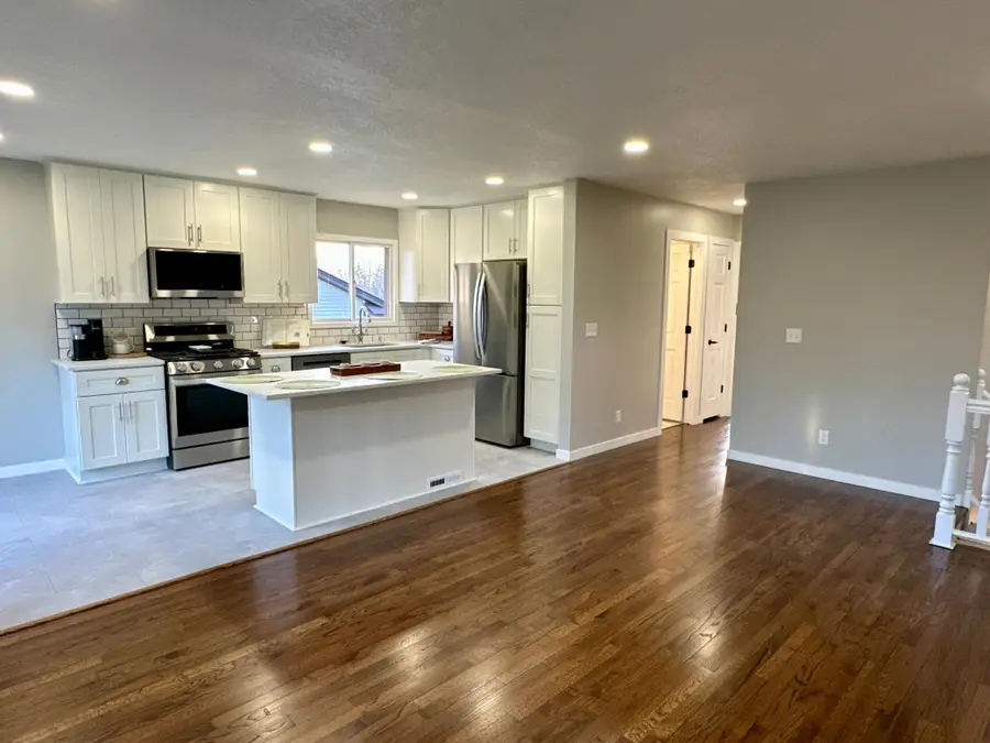 8341 Isle Avenue S, Cottage Grove, MN 55016 - Image #3