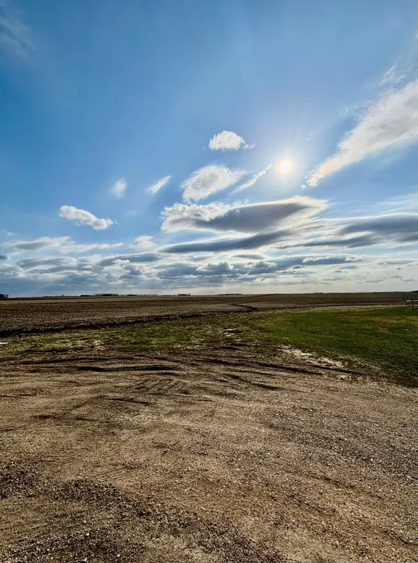 1102 9th Avenue Sw, Pipestone, MN 56164