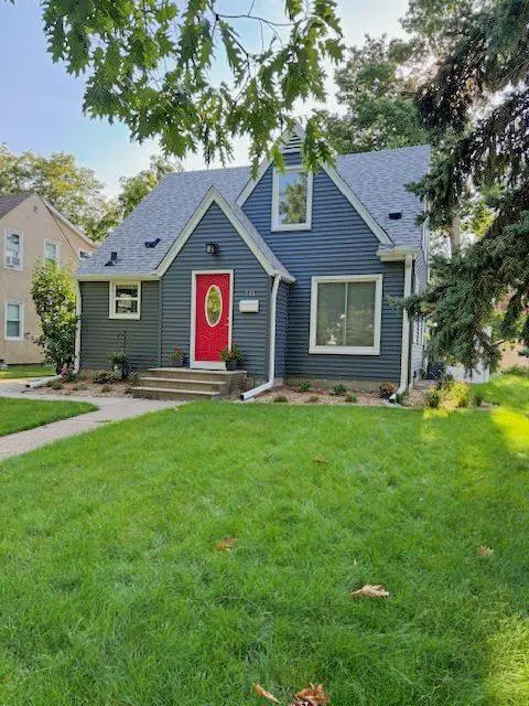 741 Mount Curve Boulevard, Saint Paul, MN 55116 - Image #1