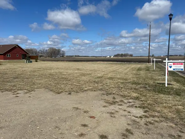 1519 Ranger Drive, Glencoe, MN 55336