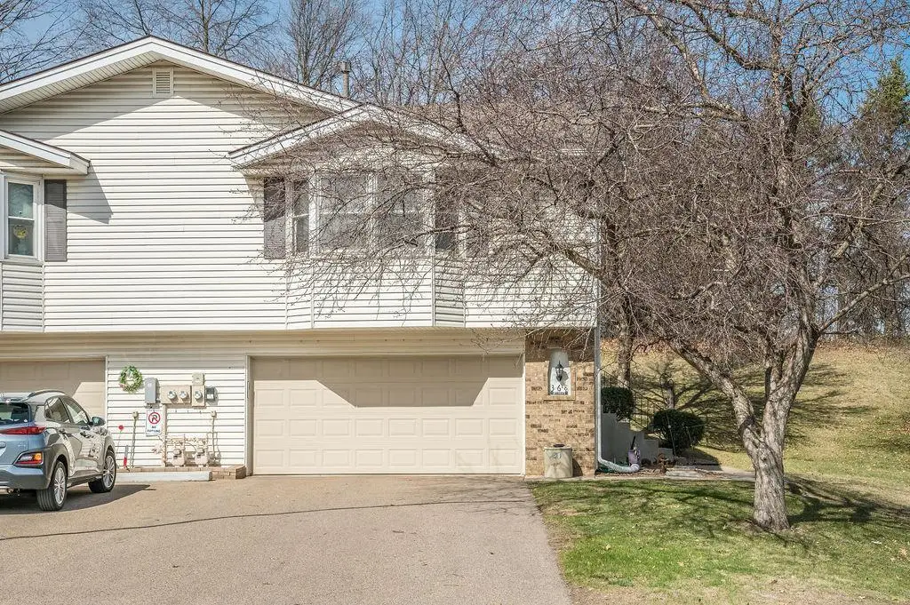 368 Upper Wood Way, Burnsville, MN 55337 - Image #1