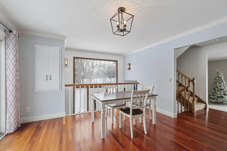 10346 Berkshire Road, Bloomington, MN 55437 - Image #3