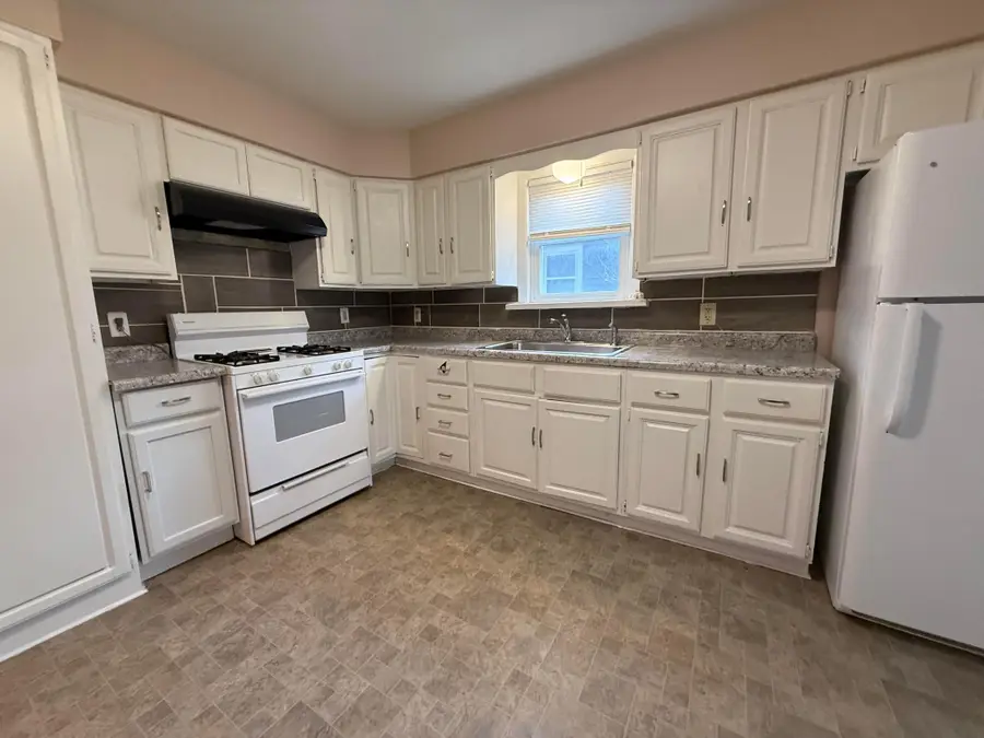 4230 Zane Avenue N, Minneapolis, MN 55422 - Image #3