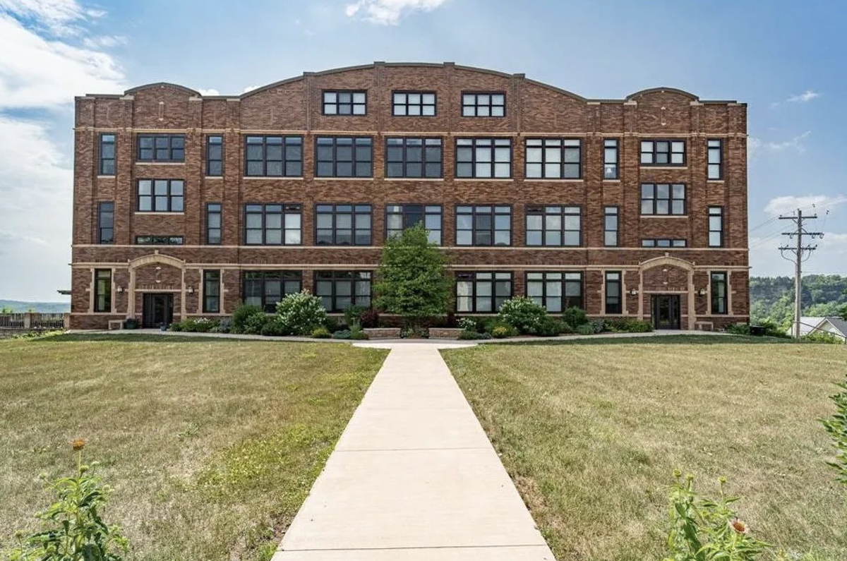 201 Ridgeview Lane S #204, Lanesboro, MN 55949 - Image #1