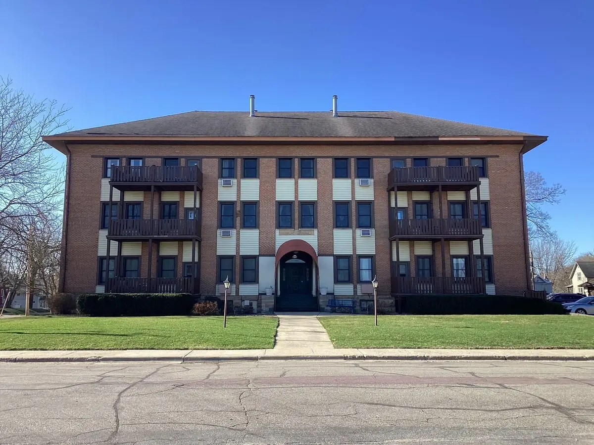 913 Abbott Street #203, Albert Lea, MN 56007 - Image #1