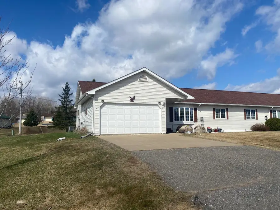 203 Jefferson Street, Buhl, MN 55713 - Image #2