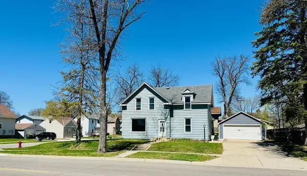 203 Trott Avenue Se, Willmar, MN 56201