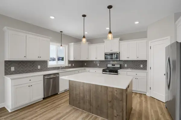 1292 Ardcurra Row, Rosemount, MN 55068