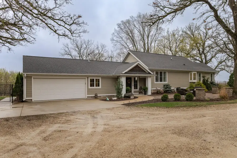 50504 240th Street, Austin, MN 55912 - Image #2