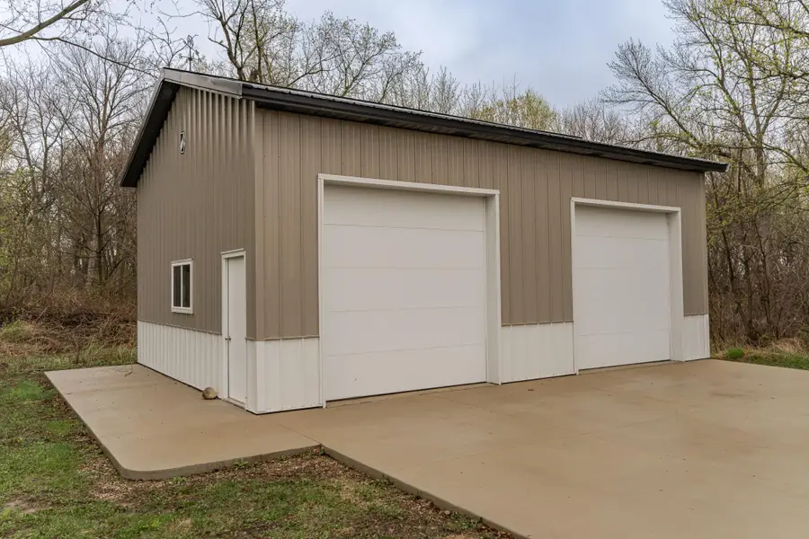 50504 240th Street, Austin, MN 55912 - Image #3