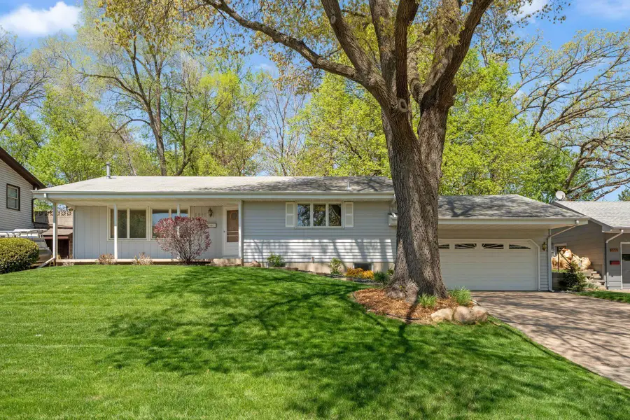 6612 41st Place N, Minneapolis, MN 55427 - Image #2