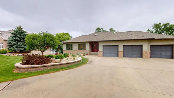2704 Campus Lane, Albert Lea, MN 56007