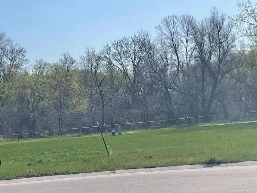 210 19th Street Circle Ne, Barnesville, MN 56514 - Image #2