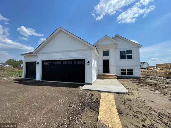 19911 English Avenue N, Forest Lake, MN 55025