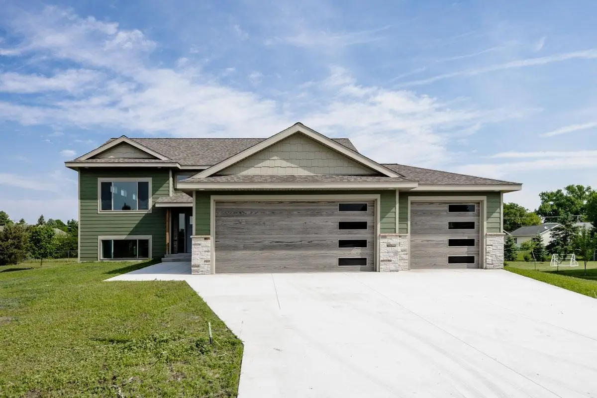 656 Lake Forest Circle, Detroit Lakes, MN 56501 - #1