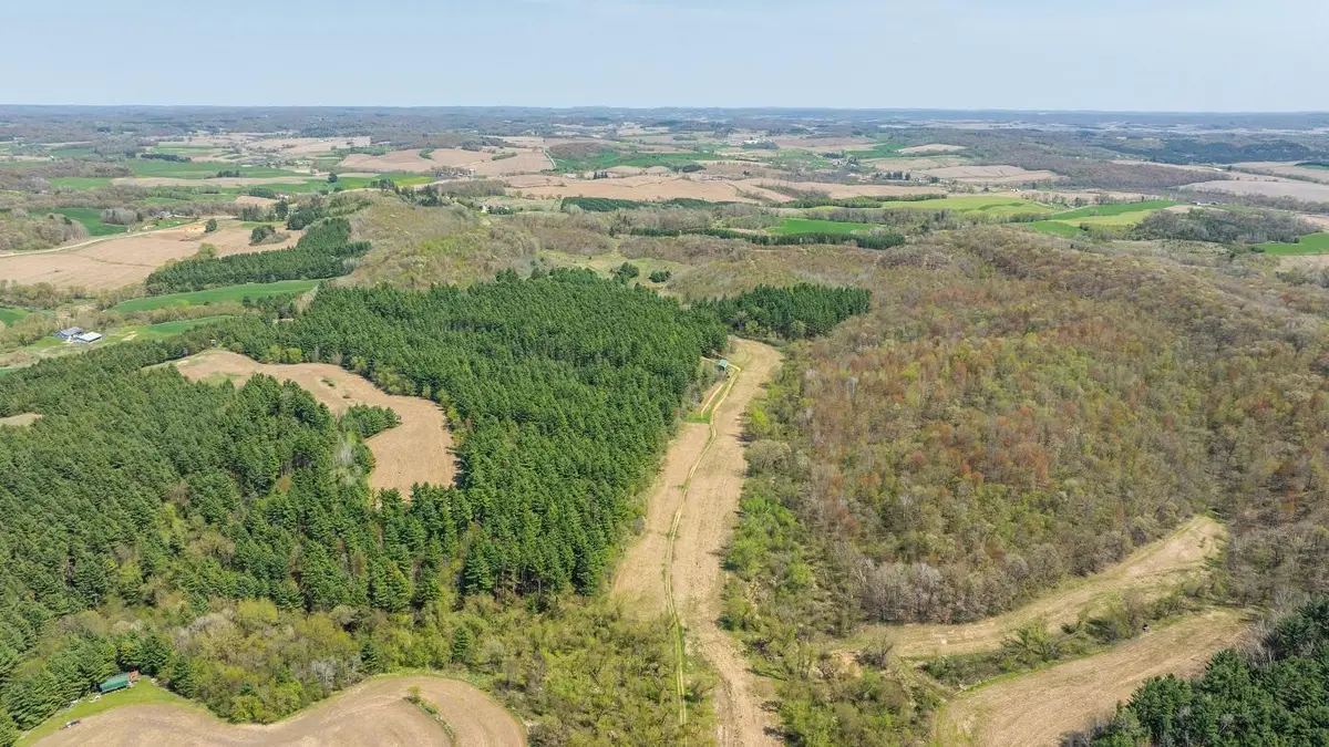 N43922 Cr-o, Osseo, WI 54758 - #1