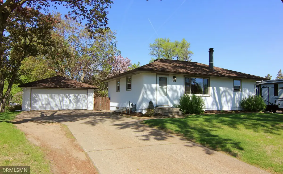 1104 Greystone Avenue N, Oakdale, MN 55128 - Image #1