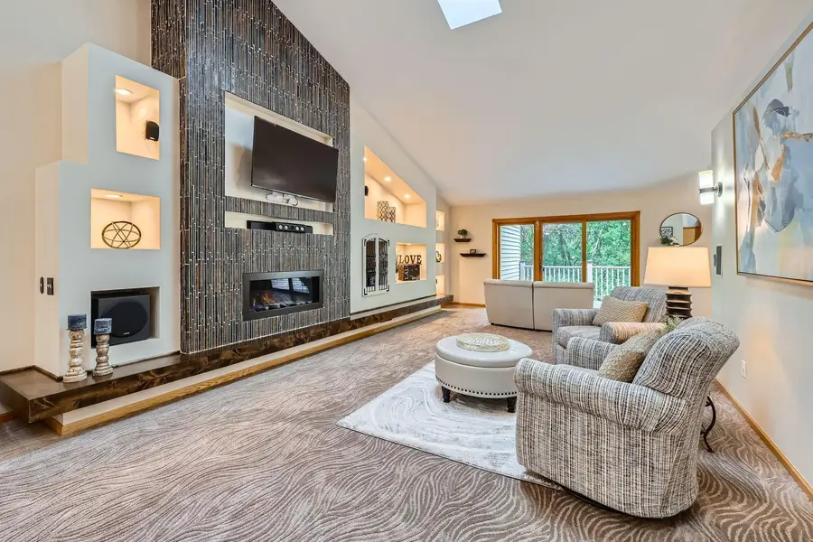 58 Garden Drive, Burnsville, MN 55337 - Image #2