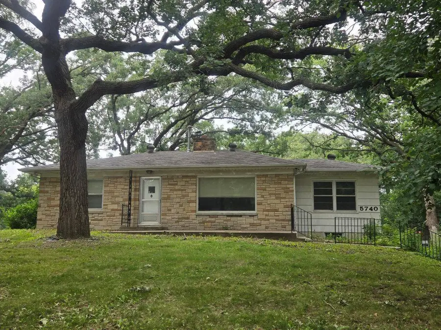 5740 Golden Valley Road, Minneapolis, MN 55422 - Image #2