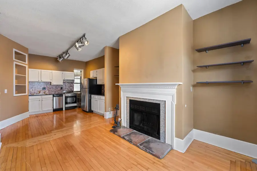 609 S 9th Street #8, Minneapolis, MN 55404 - Image #2