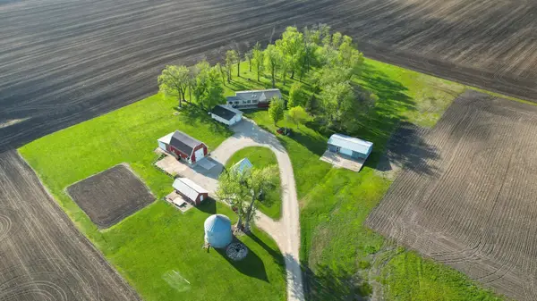 62010 110th Street, Emmons, MN 56029