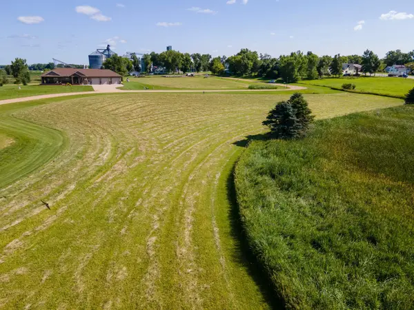 125 Heritage Trail, Hadley, MN 56151