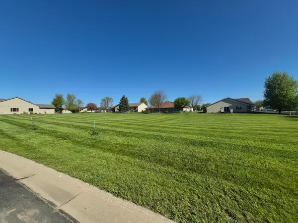 300 W Adams Street, Arlington, MN 55307